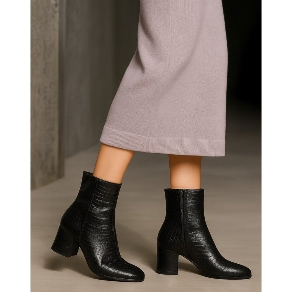 Gianni Barbato archive rare Python Leather black ankle boots shoes Size: EU 39.5